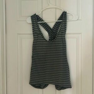 Zyia gray tank top